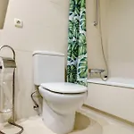 The Lagoon Apartment- Free Lagoon Access * Estepona