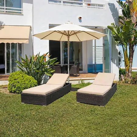 The Lagoon Apartment- Free Lagoon Access Estepona