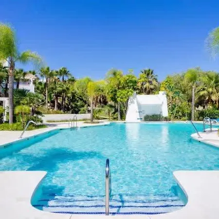 The Lagoon Apartment- Free Lagoon Access *