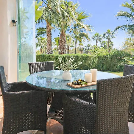 Apartament The Lagoon Apartment- Free Lagoon Access *