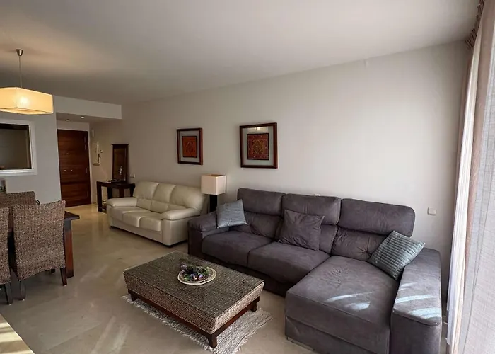 The Lagoon Apartment- Free Lagoon Access 아파트